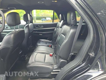 2017 Ford Explorer XLT – miniatura 10