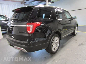 2017 Ford Explorer XLT - miniatura 6