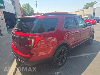 2017 Ford Explorer XLT - miniatura 3