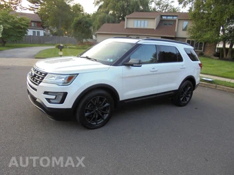 2017 Ford Explorer XLT - miniatura 8
