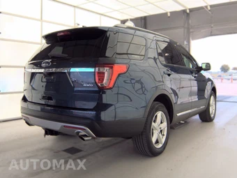 2017 Ford Explorer XLT - miniatura 4