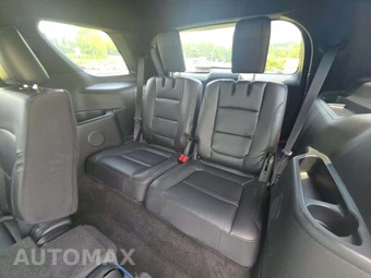 2017 Ford Explorer XLT – miniatura 14