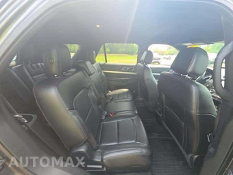 2017 Ford Explorer XLT – miniatura 17