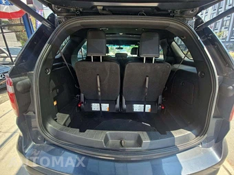 2017 Ford Explorer XLT - miniatura 15