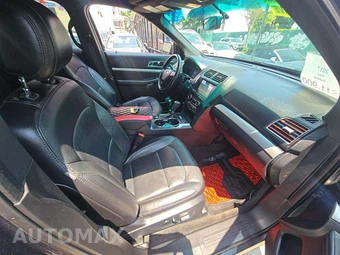 2017 Ford Explorer XLT - miniatura 19