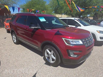 2017 Ford Explorer XLT - miniatura 4