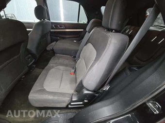 2017 Ford Explorer XLT - miniatura 13