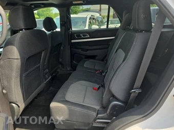 2017 Ford Explorer XLT - miniatura 16