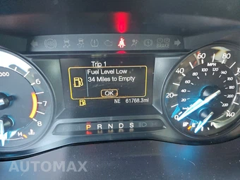 2017 Ford Explorer XLT - miniatura 12