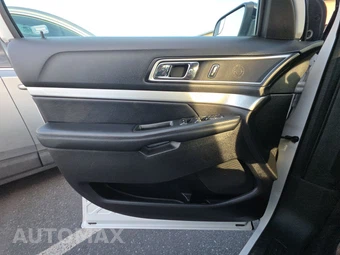 2017 Ford Explorer XLT - miniatura 9