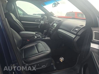 2017 Ford Explorer XLT - miniatura 8