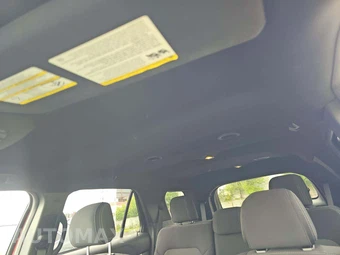 2017 Ford Explorer XLT - miniatura 11
