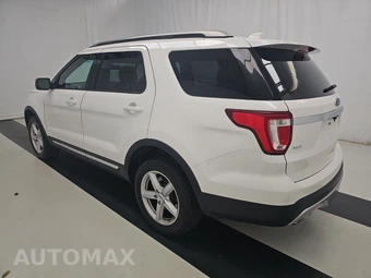 2017 Ford Explorer XLT – miniatura 6