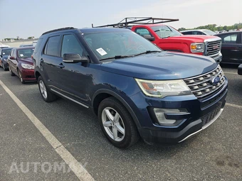 2017 Ford Explorer XLT – miniatura 3