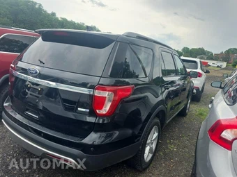 2017 Ford Explorer XLT – miniatura 4