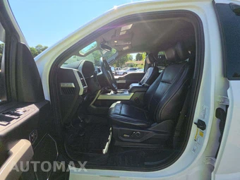 2017 Ford F-150 Lariat Crew Cab Medium Bed - miniatura 3