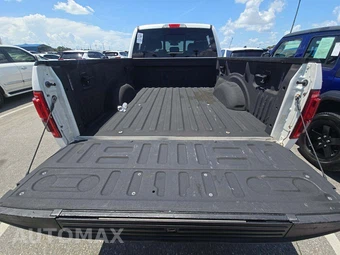 2017 Ford F-150 Lariat Crew Cab Medium Bed - miniatura 14