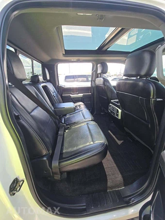 2017 Ford F-150 Lariat Crew Cab Medium Bed - miniatura 16