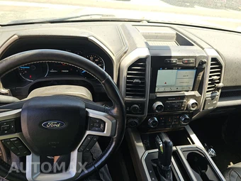 2017 Ford F-150 Lariat Crew Cab Medium Bed - miniatura 11