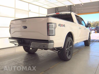 2017 Ford F-150 Lariat Crew Cab Medium Bed - miniatura 4