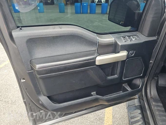 2017 Ford F-150 Lariat Crew Cab Short Bed - miniatura 9