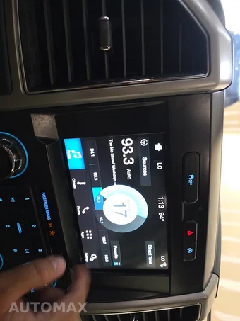2017 Ford F-150 Lariat Crew Cab Short Bed - miniatura 37