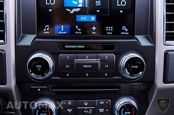 2017 Ford F-150 Lariat Crew Cab Short Bed - miniatura 98