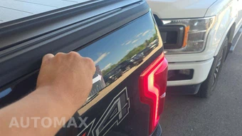 2017 Ford F-150 Lariat Crew Cab Short Bed - miniatura 24