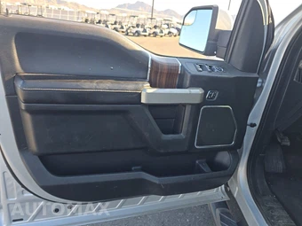 2017 Ford F-150 Lariat Crew Cab Short Bed - miniatura 9