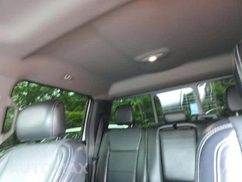 2017 Ford F-150 Lariat Crew Cab Short Bed - miniatura 11