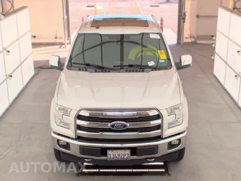 2017 Ford F-150 Lariat Crew Cab Short Bed - miniatura 2