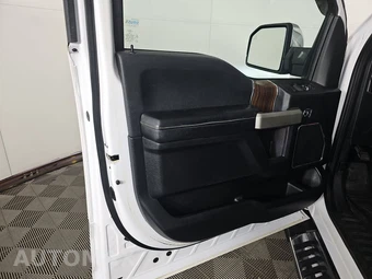 2017 Ford F-150 Lariat Crew Cab Short Bed - miniatura 9