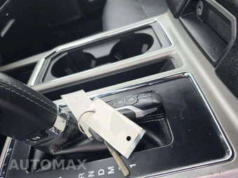 2017 Ford F-150 Lariat Crew Cab Short Bed - miniatura 8
