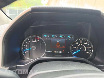 2017 Ford F-150 Lariat Crew Cab Short Bed - miniatura 9
