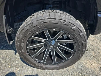 2017 Ford F-150 Platinum Crew Cab Short Bed - miniatura 29