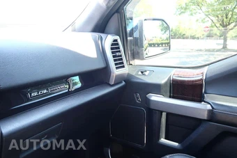 2017 Ford F-150 Platinum Crew Cab Short Bed - miniatura 46