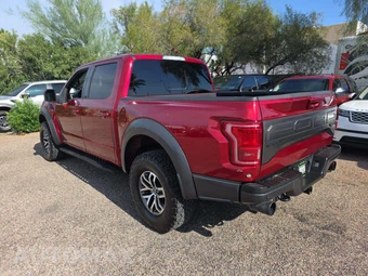 2017 Ford F-150 Raptor Crew Cab Short Bed - miniatura 2