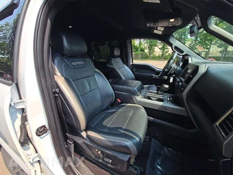 2017 Ford F-150 Raptor Crew Cab Short Bed - miniatura 18