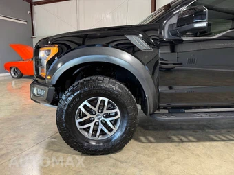 2017 Ford F-150 Raptor Crew Cab Short Bed - miniatura 2