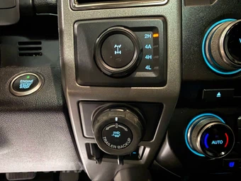 2017 Ford F-150 Raptor Crew Cab Short Bed - miniatura 26