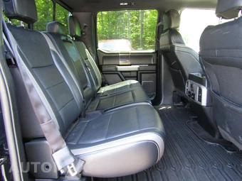 2017 Ford F-150 Raptor Crew Cab Short Bed - miniatura 44