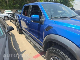 2017 Ford F-150 Raptor Crew Cab Short Bed - miniatura 4