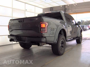 2017 Ford F-150 Raptor Crew Cab Short Bed - miniatura 4