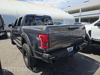 2017 Ford F-150 Raptor Crew Cab Short Bed - miniatura 2