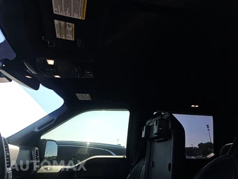 2017 Ford F-150 Raptor Crew Cab Short Bed - miniatura 18