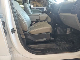 2017 Ford F-150 XL Crew Cab Medium Bed - miniatura 8