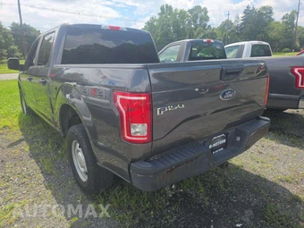 2017 Ford F-150 XL Crew Cab Short Bed - miniatura 2