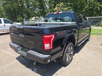 2017 Ford F-150 XL Crew Cab Short Bed - miniatura 3
