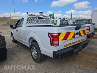 2017 Ford F-150 XL Extended Cab Medium Bed w/Rear Doors – miniatura 2