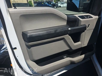 2017 Ford F-150 XL Regular Cab Long Bed - miniatura 9